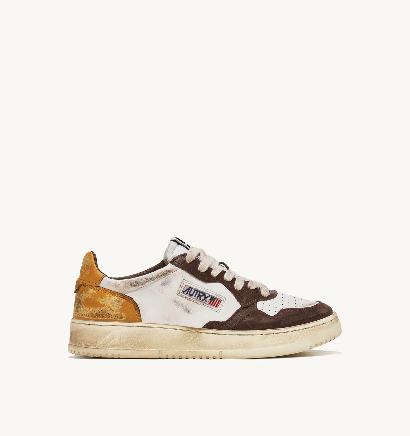 MEDALIST LOW SUPER VINTAGE SNEAKERS IN WHITE HONEY AND BROWN LEATHER