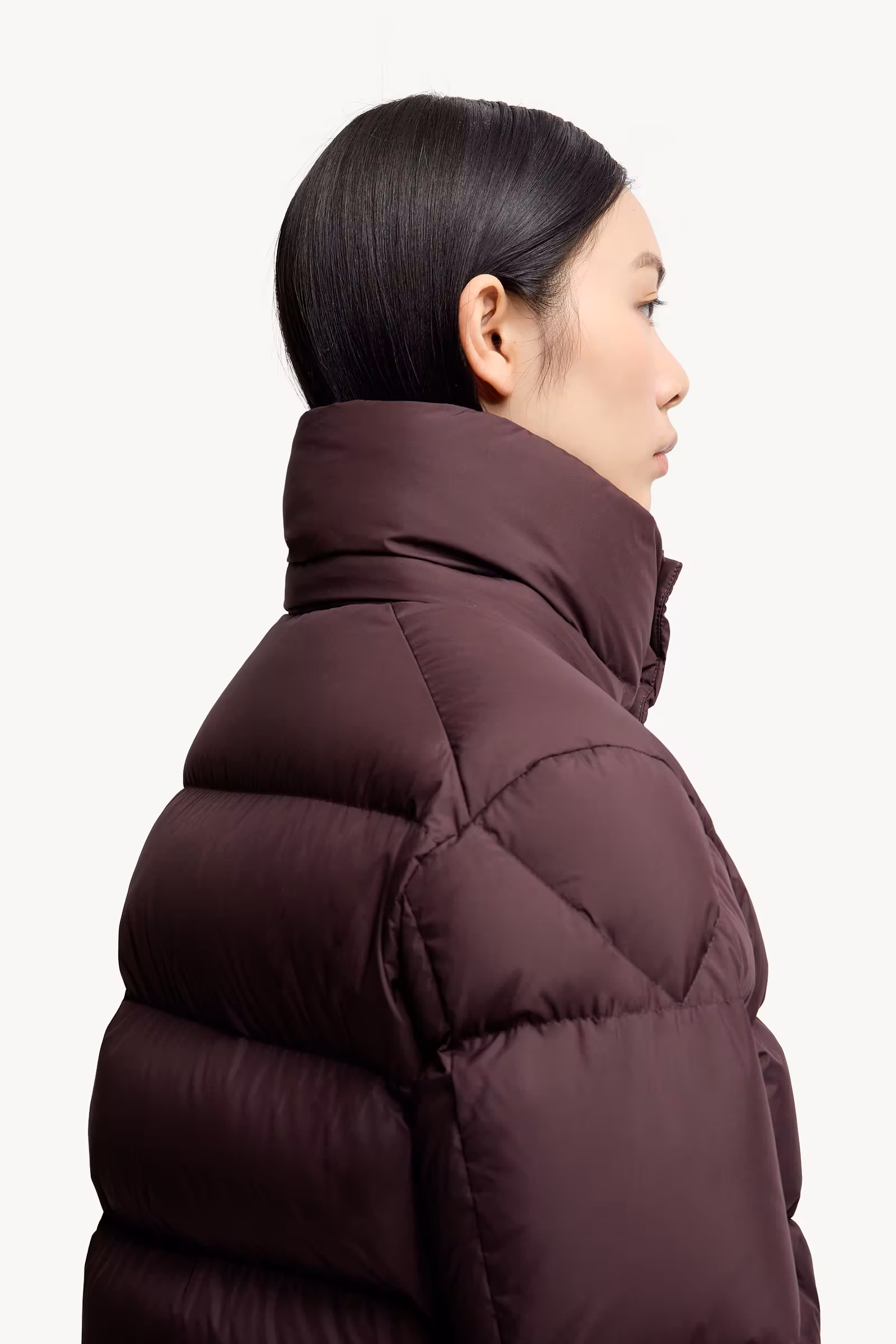 Moncler Maya 70 Hooded Short Down Jacket