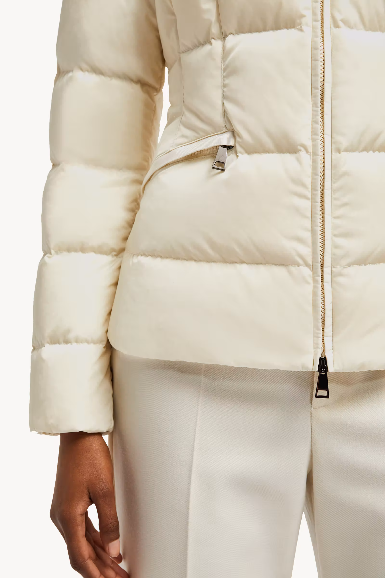Avoce Hooded Short Down Jacket