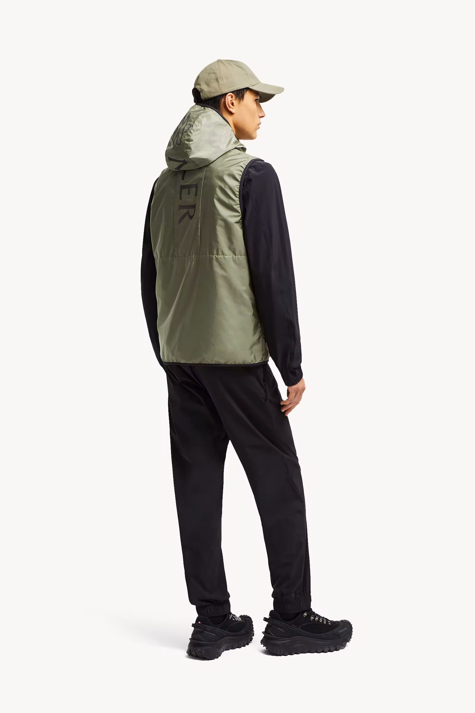Moretan Hooded Vest