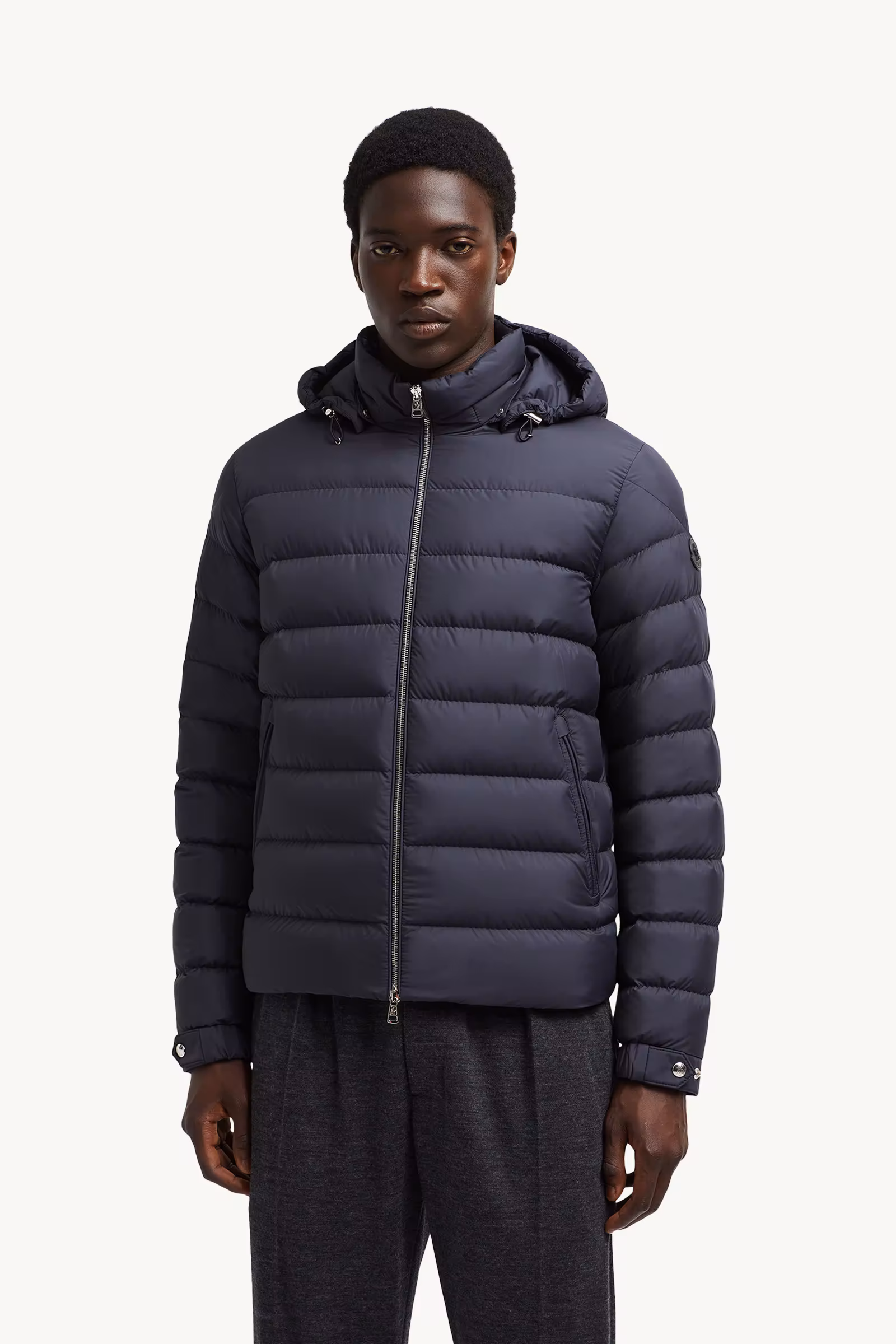 Arneb Hooded Short Down Jacket