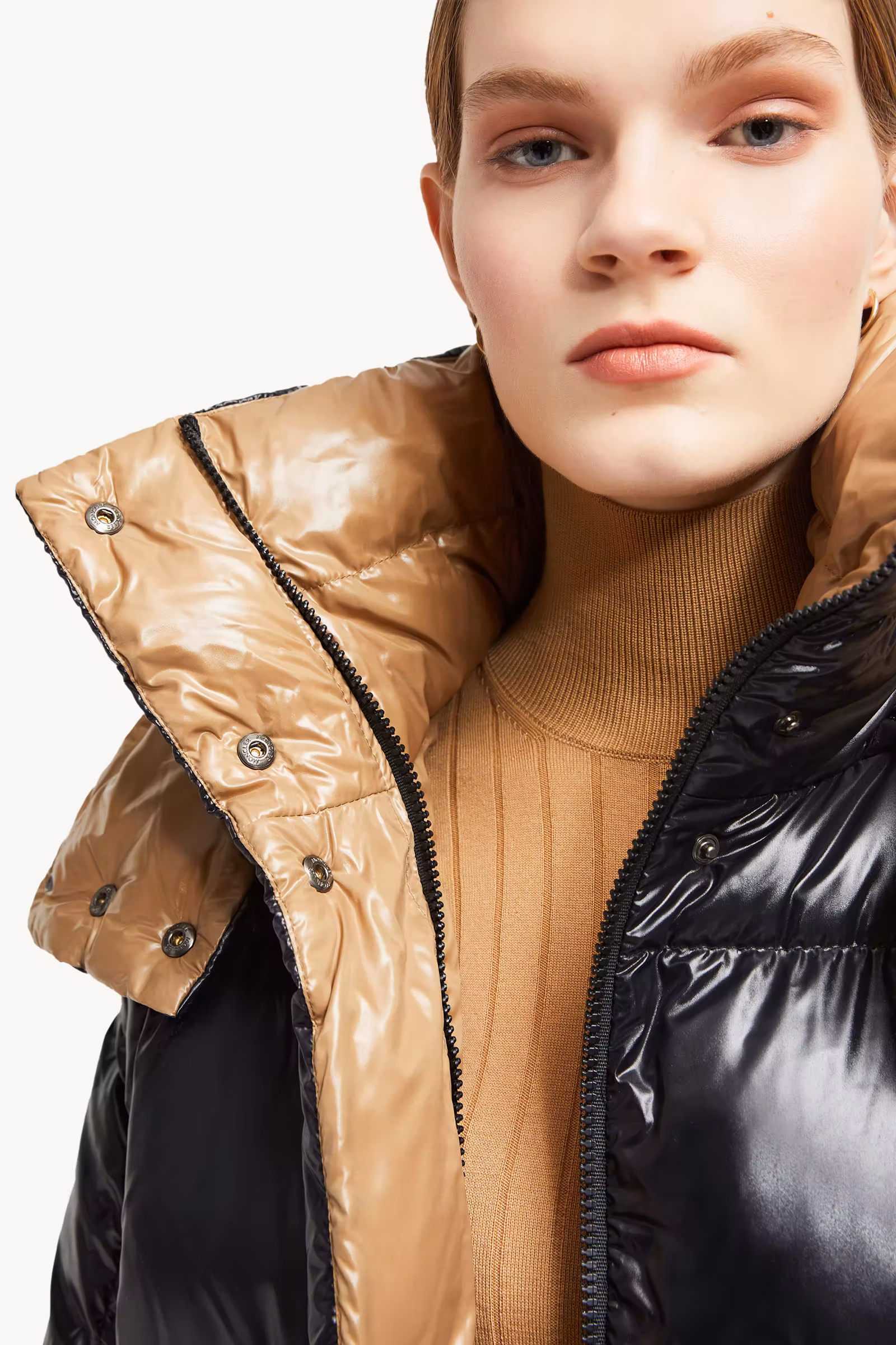 Parana Hooded Short Down Jacket