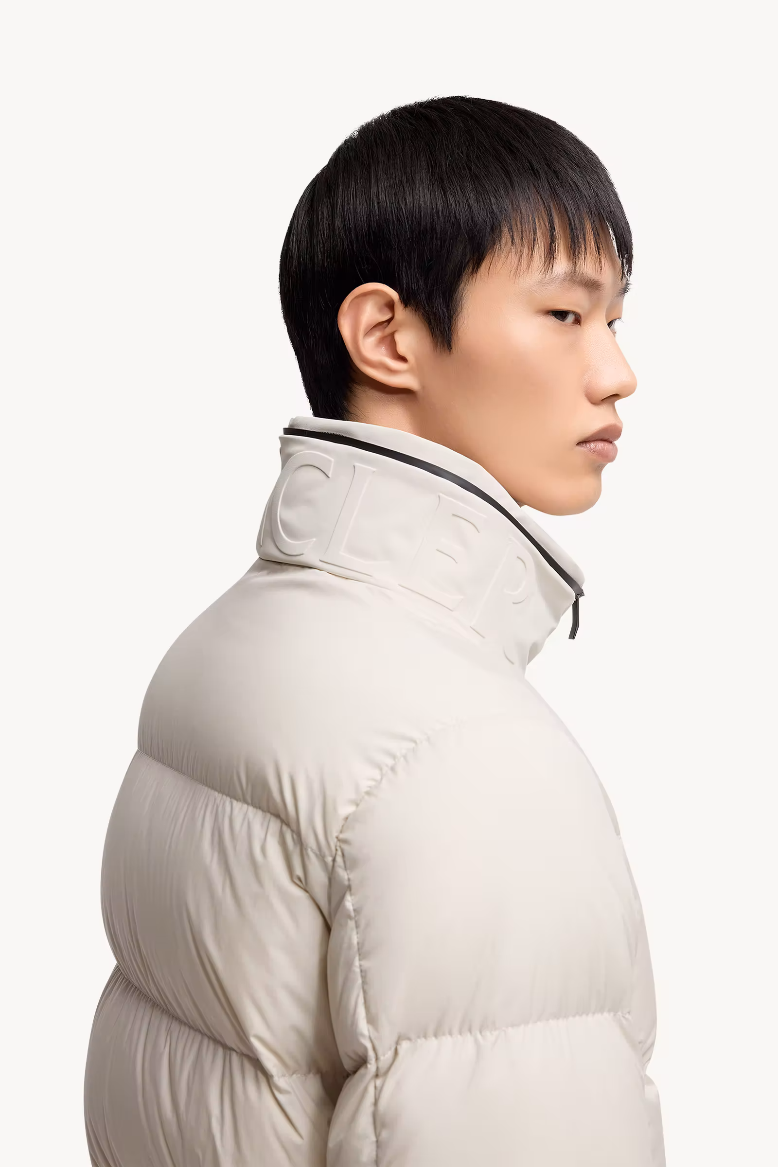 Forez Hooded Short Down Jacket