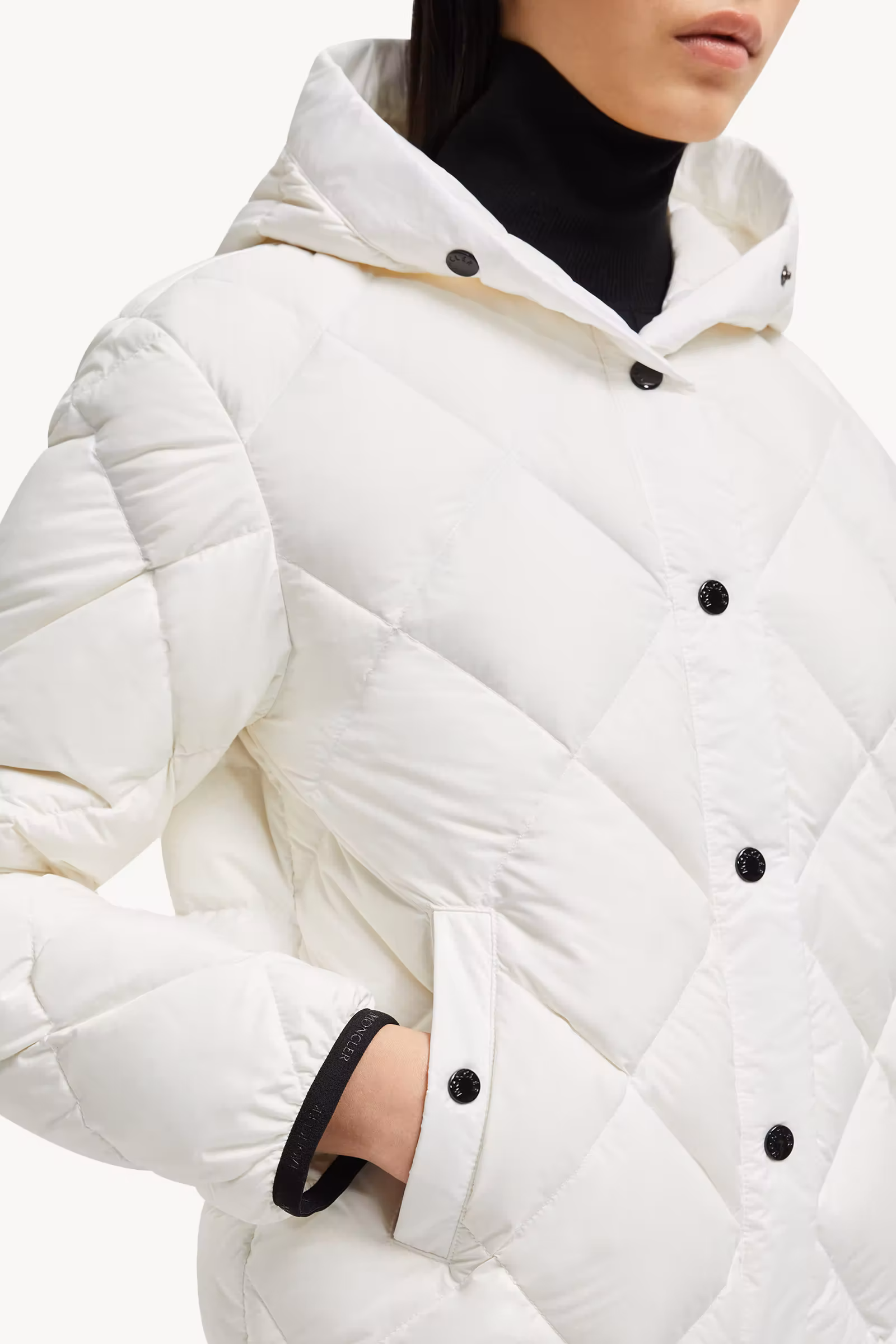 Arvouin Hooded Diamond-Quilted Short Down Jacket
