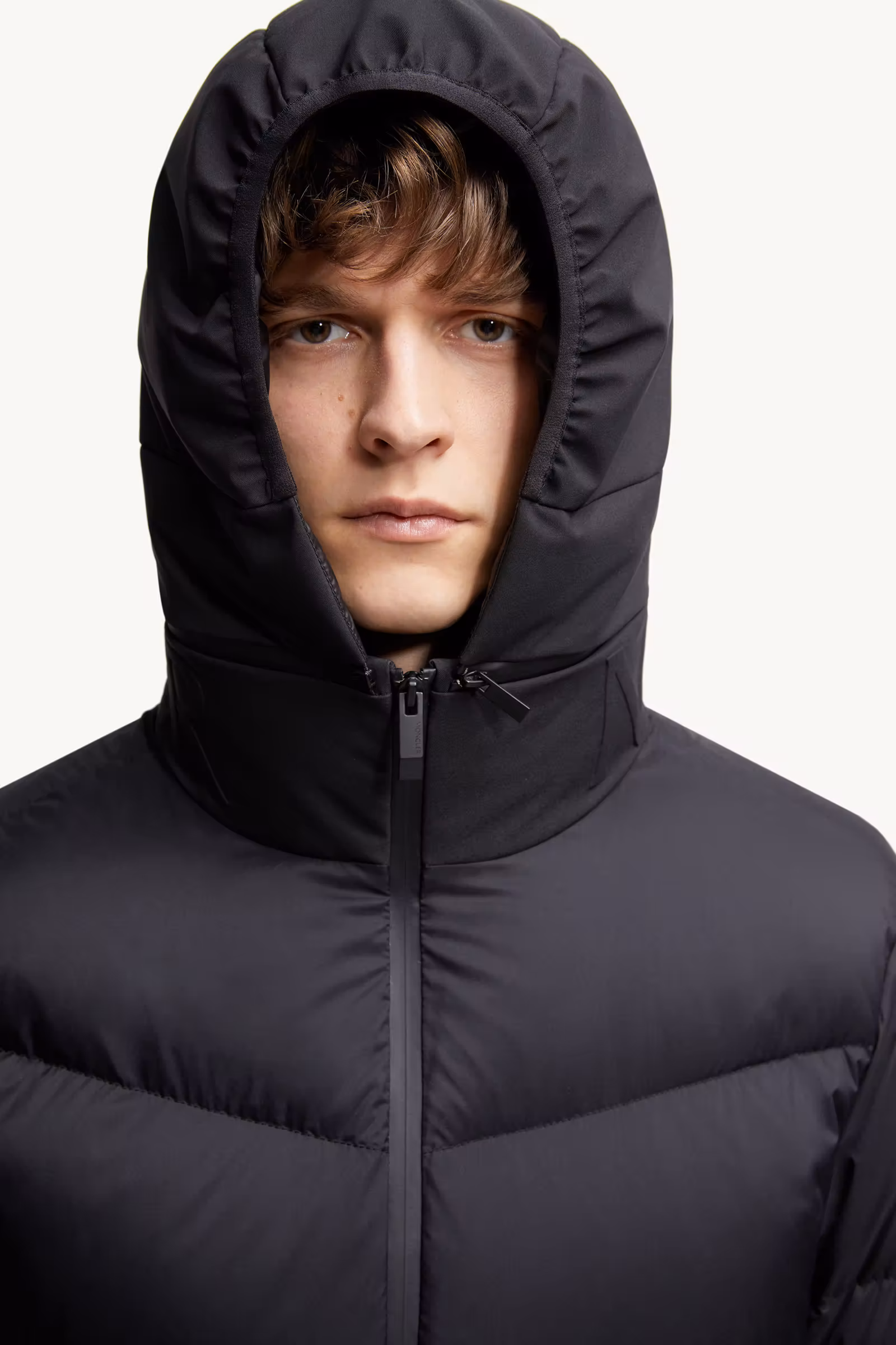 Forez Hooded Short Down Jacket