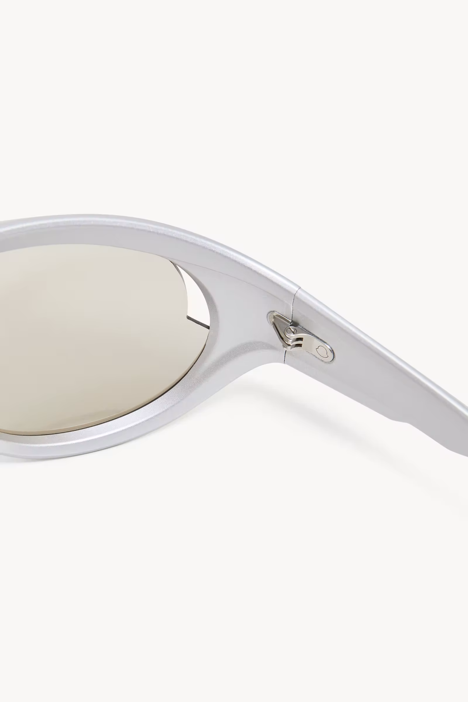 Contrast Oval Sunglasses