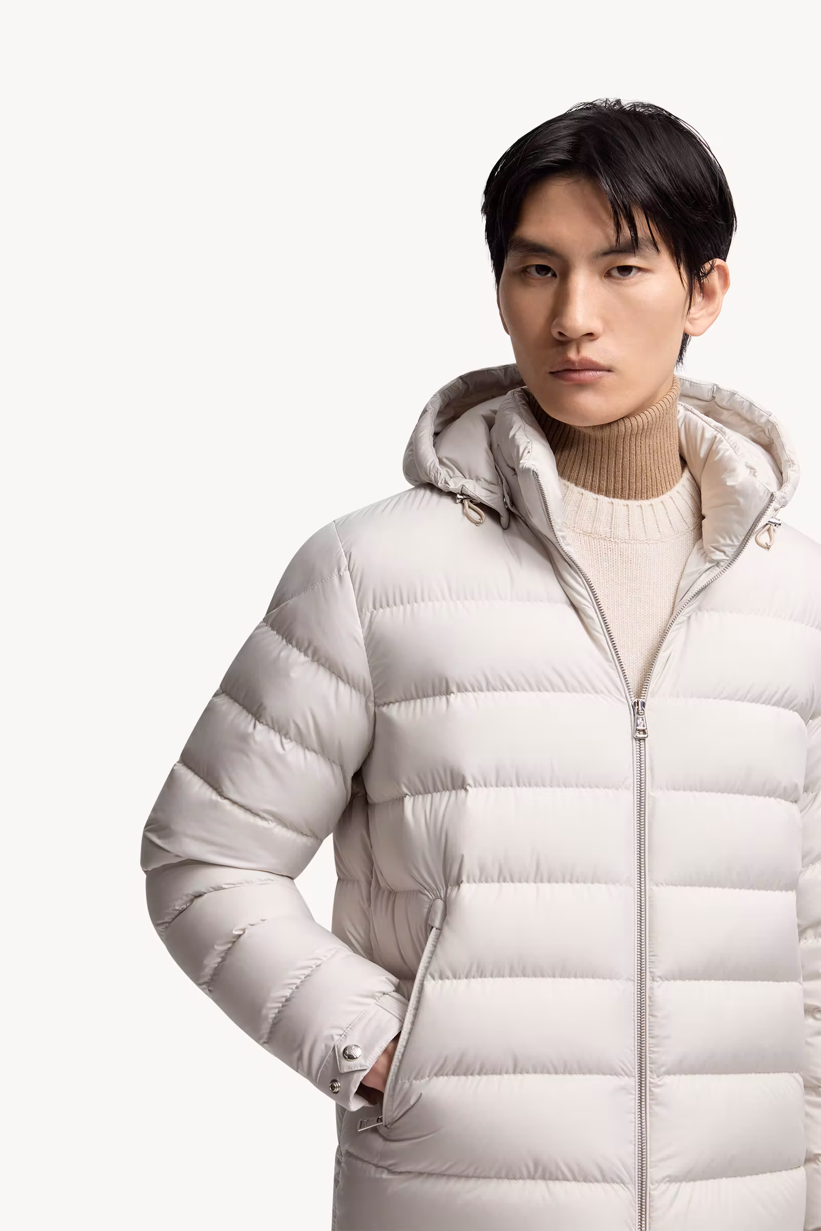 Arneb Hooded Short Down Jacket