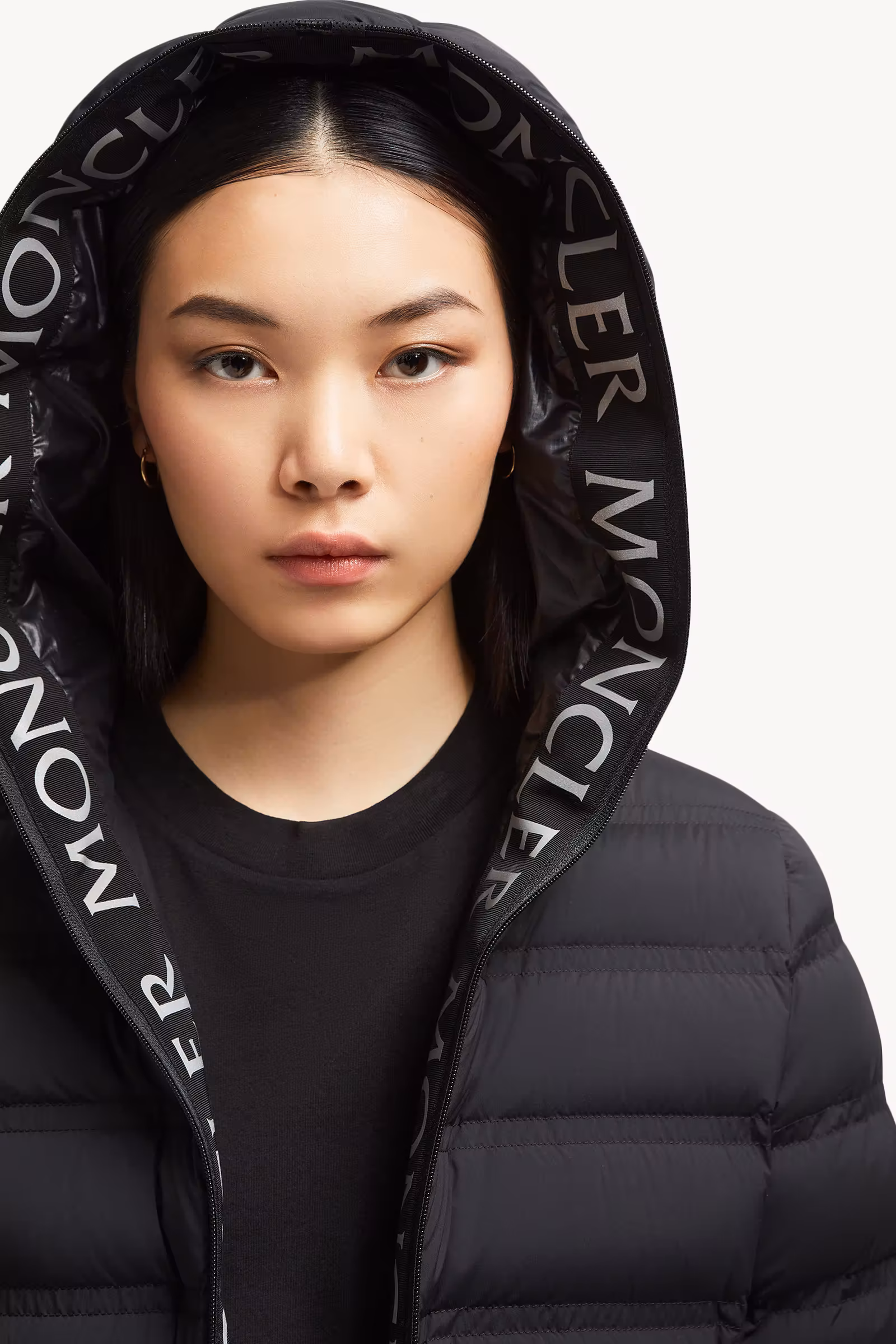 Alete Hooded Short Down Jacket