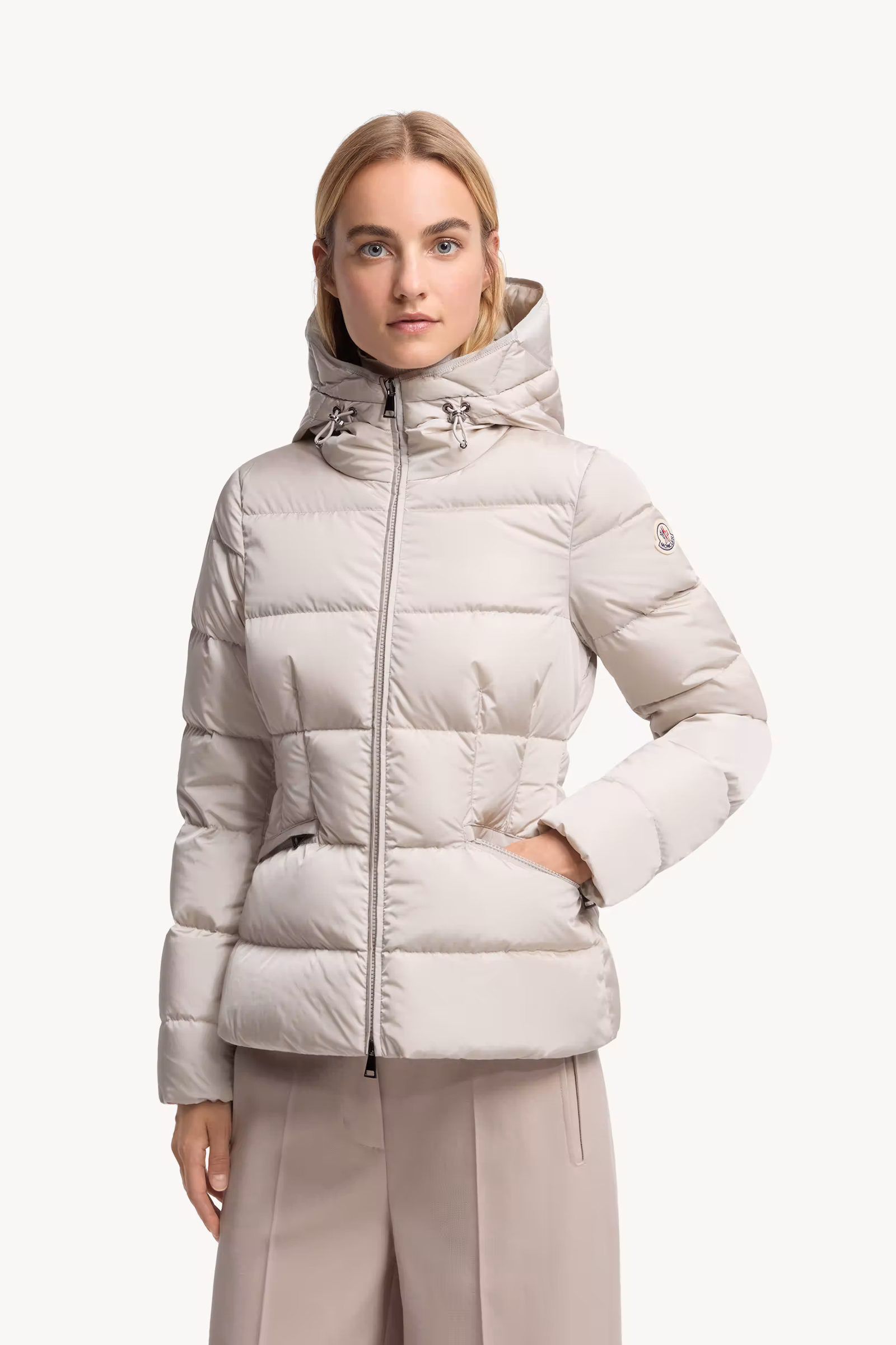 Avoce Hooded Short Down Jacket