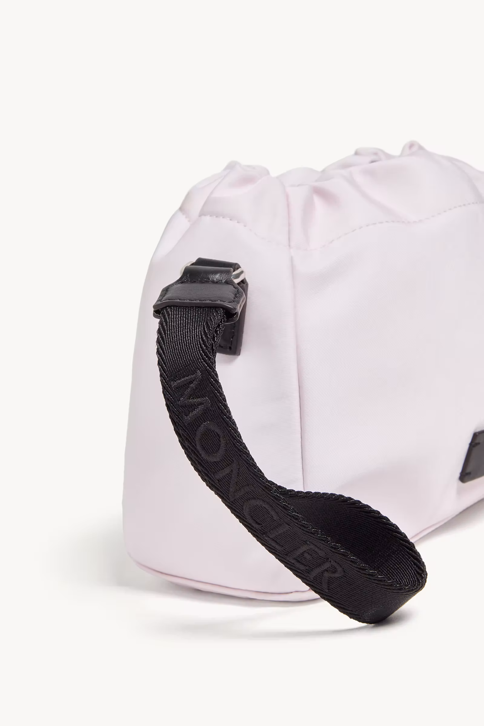 Trick Water-Repellent Pouch