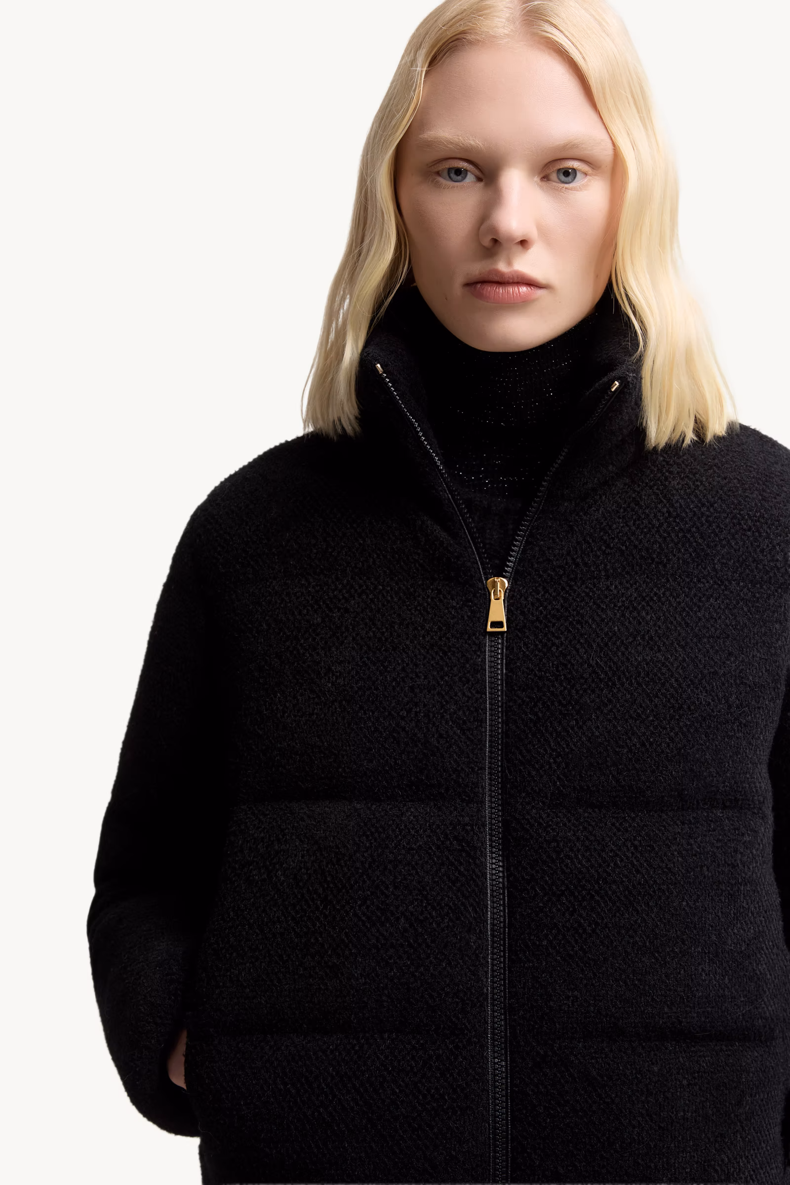 Mornas Short Down Jacket
