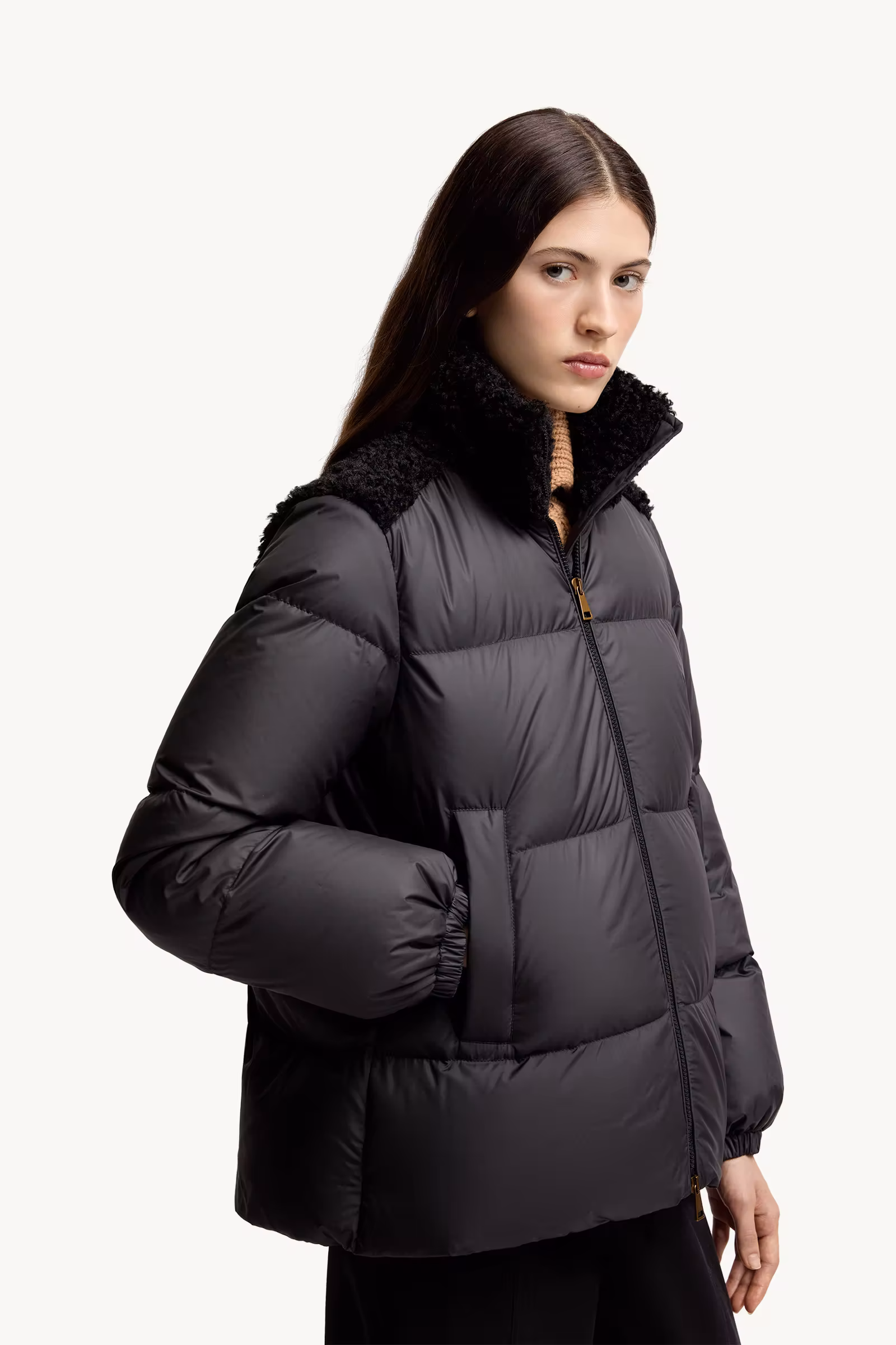 Esnaie Teddy-Trimmed Short Down Jaket
