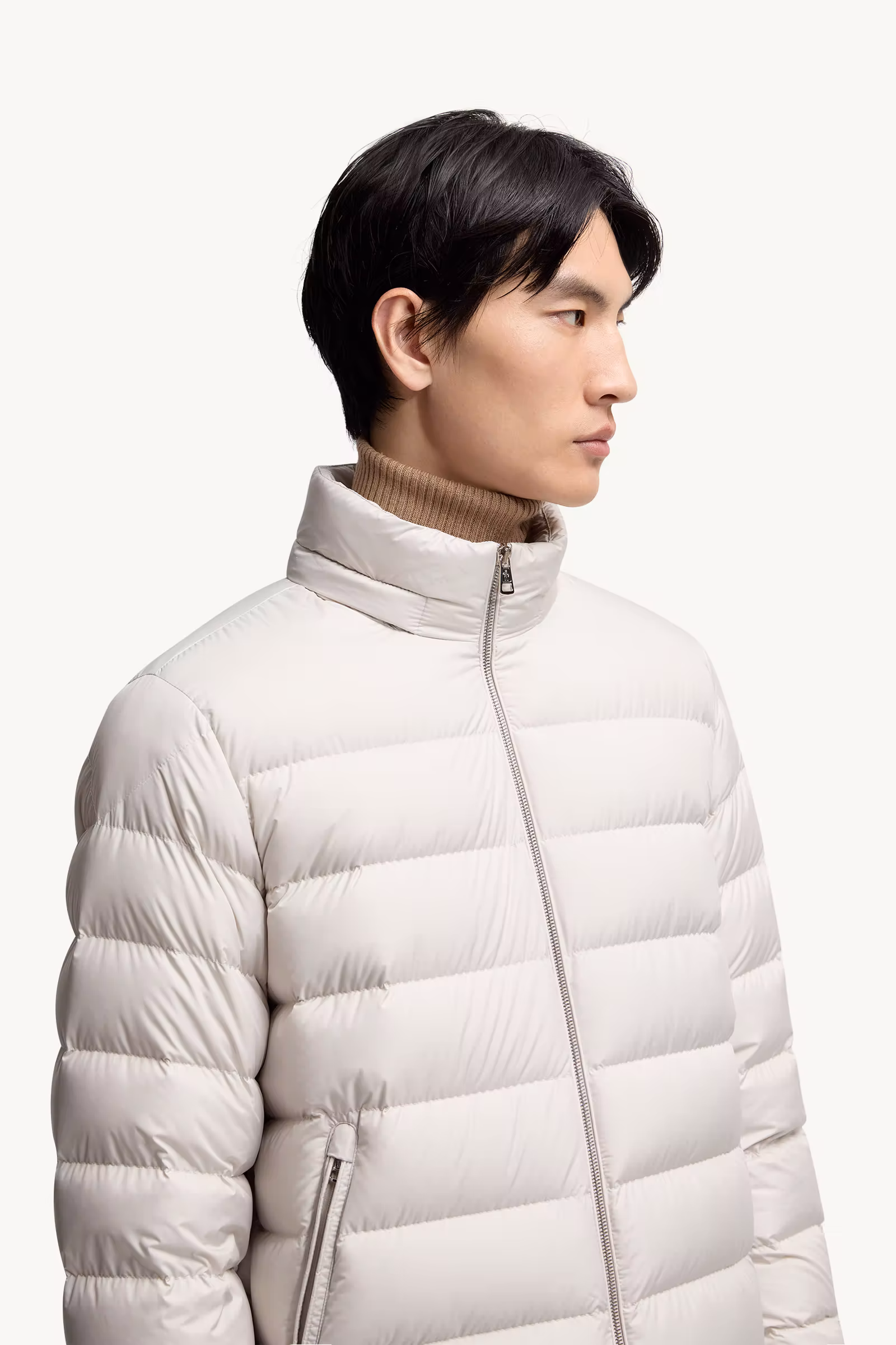 Arneb Hooded Short Down Jacket