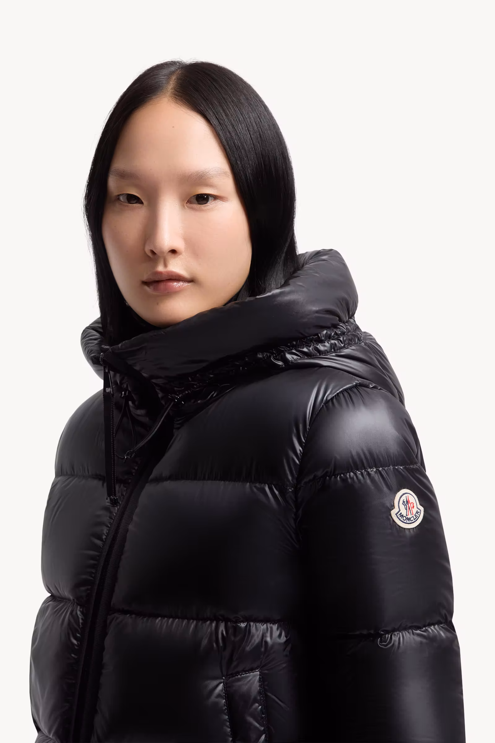 Serittes Hooded Short Down Jacket