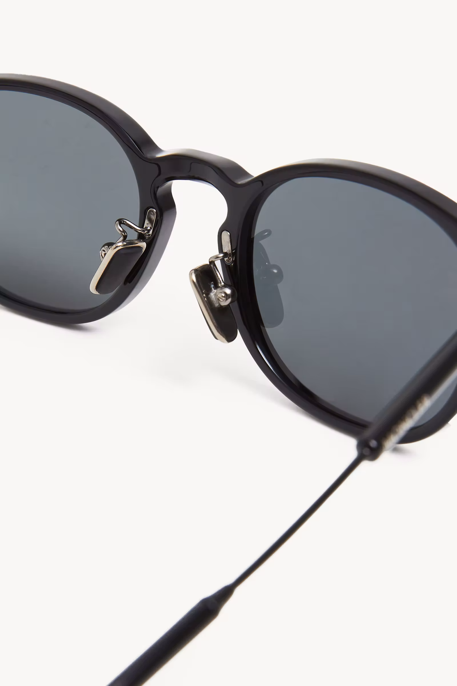 Barbb Round Sunglasses