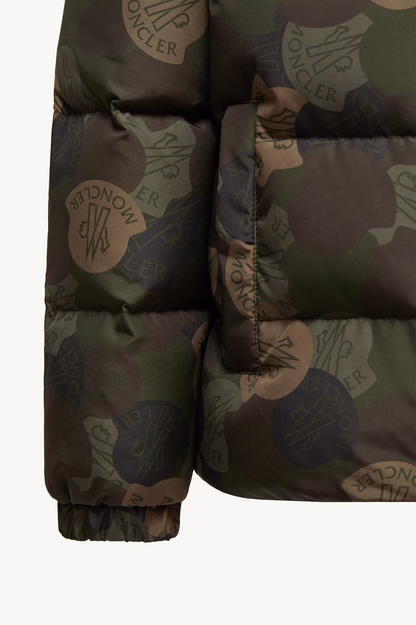Escer Hooded Down Jacket