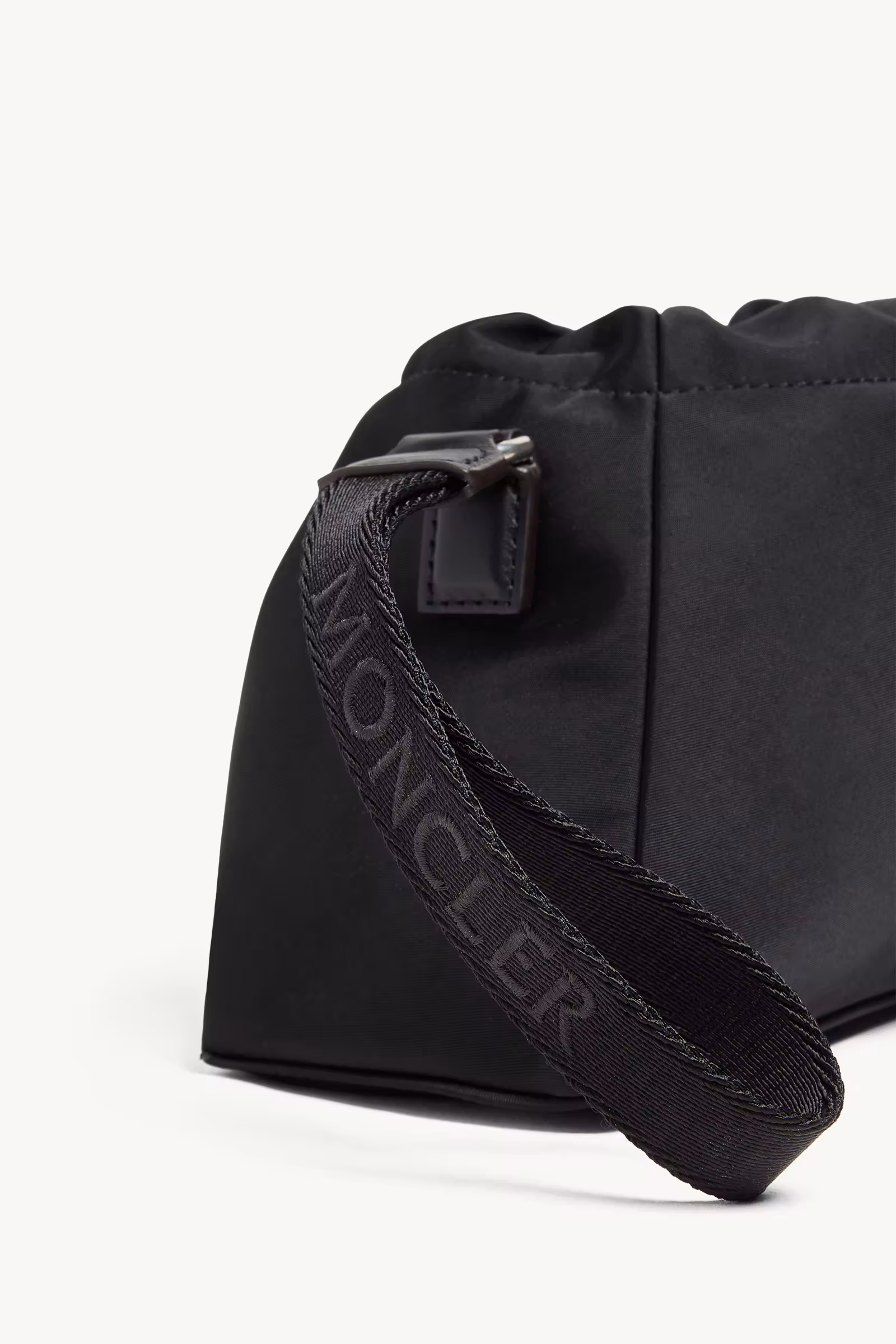 Trick Water-Repellent Pouch