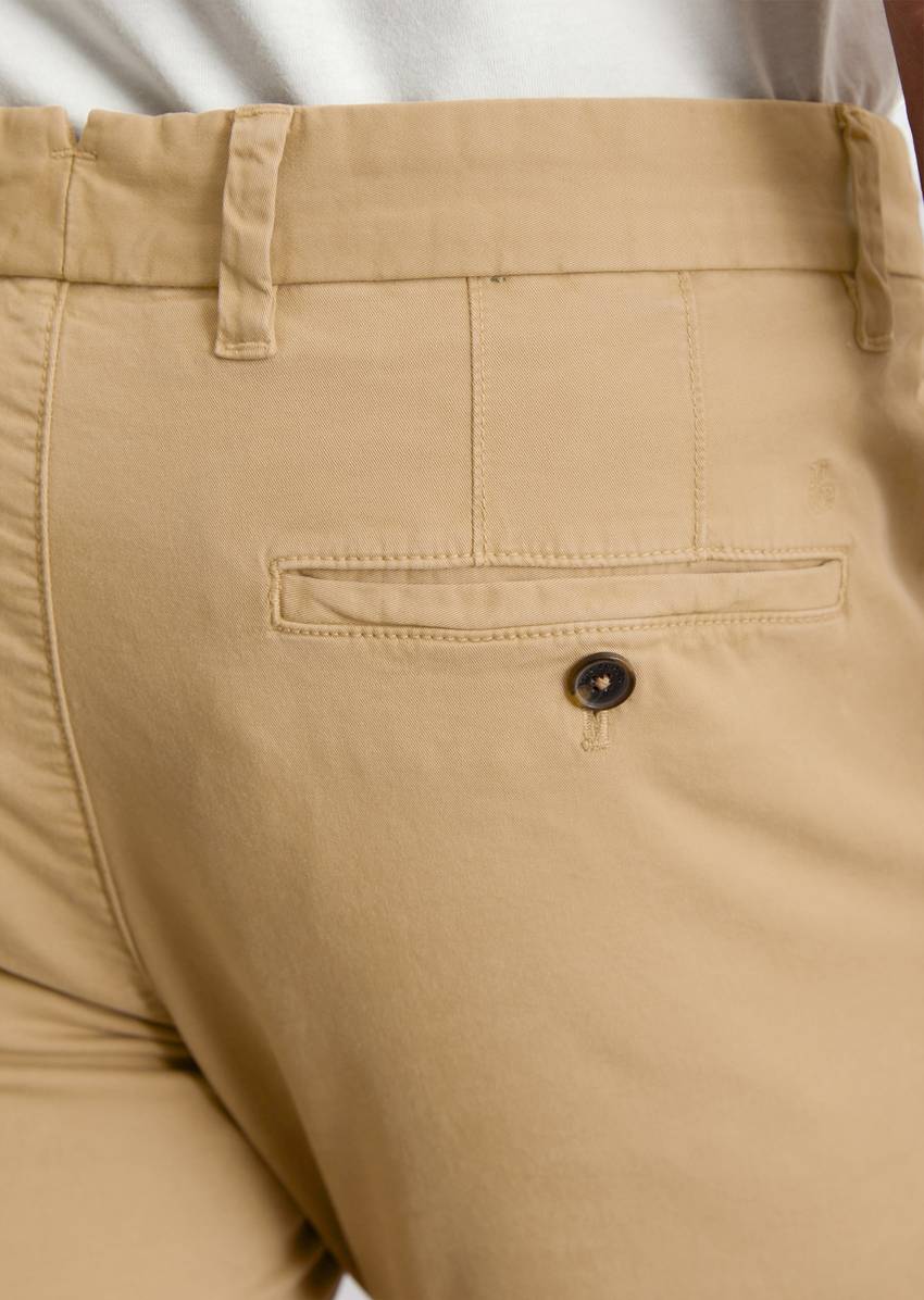 Chino model Osby tapered made from an organic cotton blend