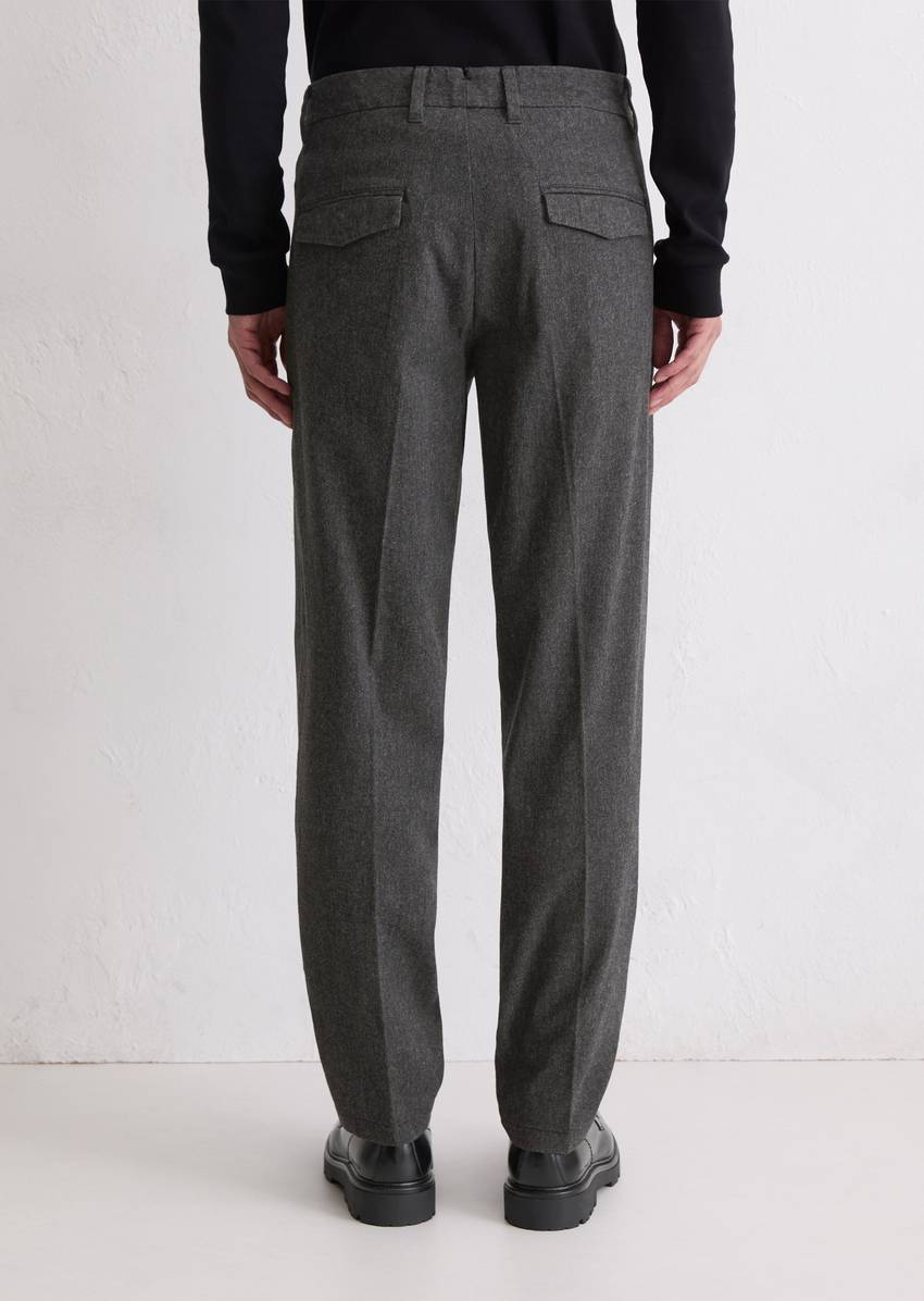 Pants model Belsbo pleats made from organic cotton and viscose