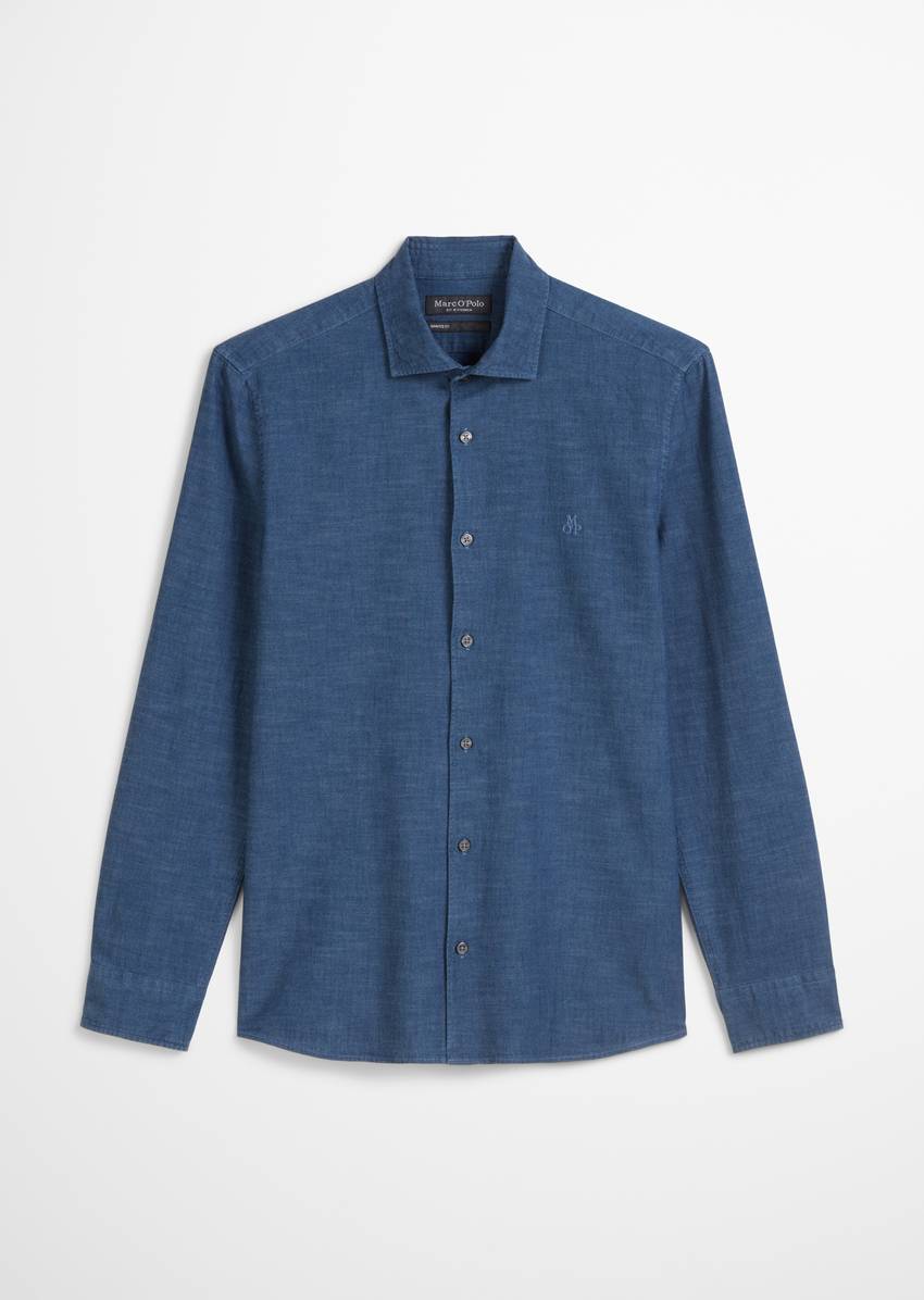 Shirt shaped made from lightweight organic cotton chambray