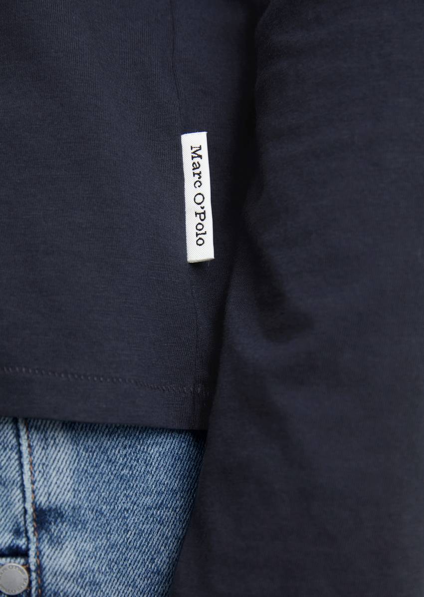 Longsleeve regular in organic cotton fabric