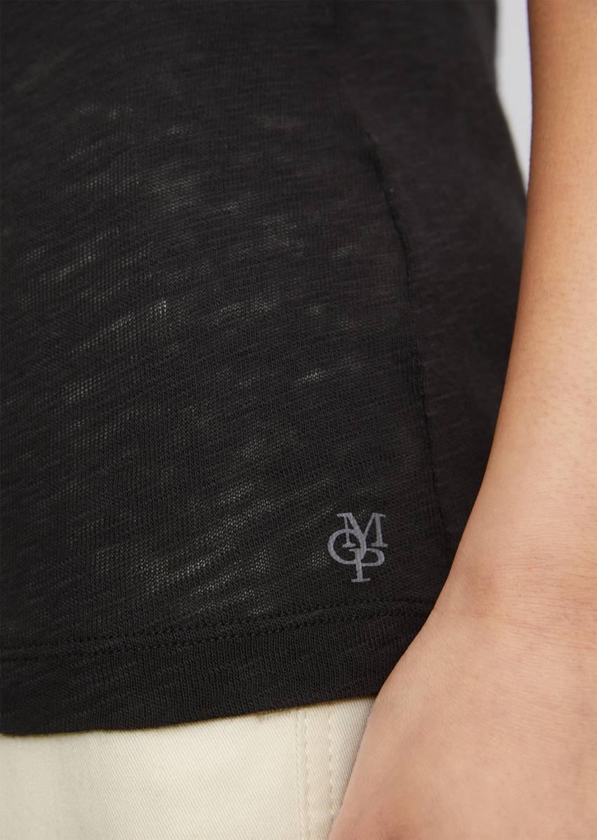 Regular slub jersey T-shirt with a bateau neckline