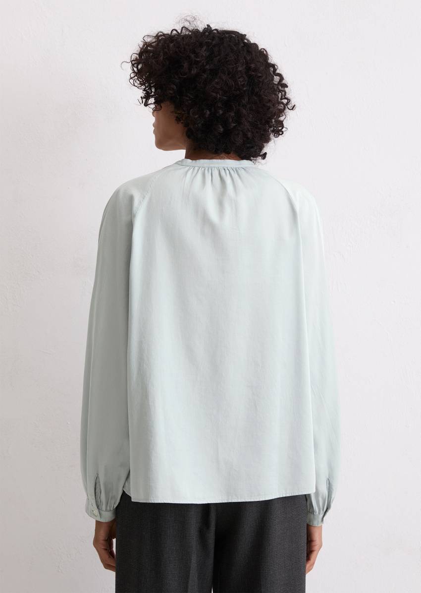 Blouse flared made from cotton satin