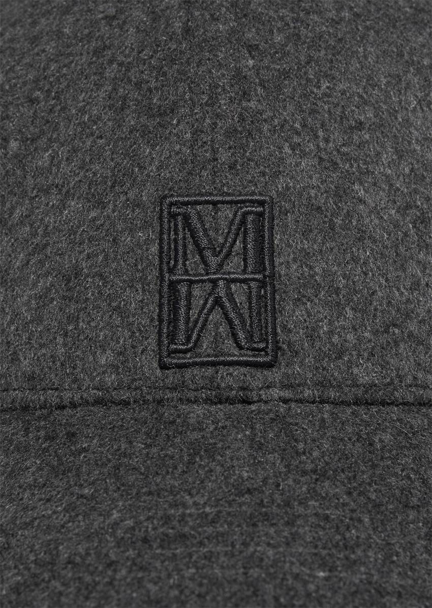 Cap made from a wool mix