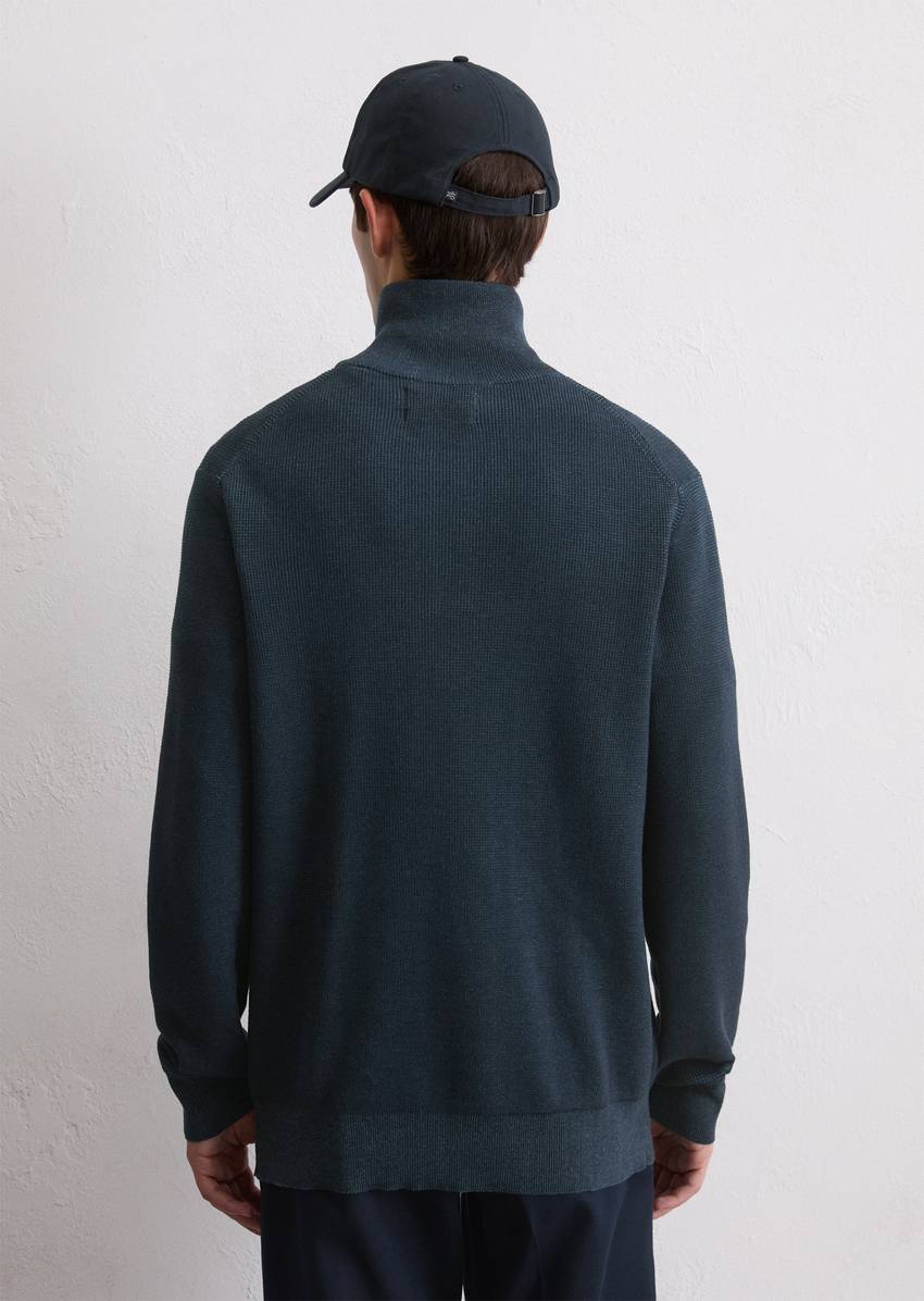 Troyer regular with yarn-dyed bi-color effect