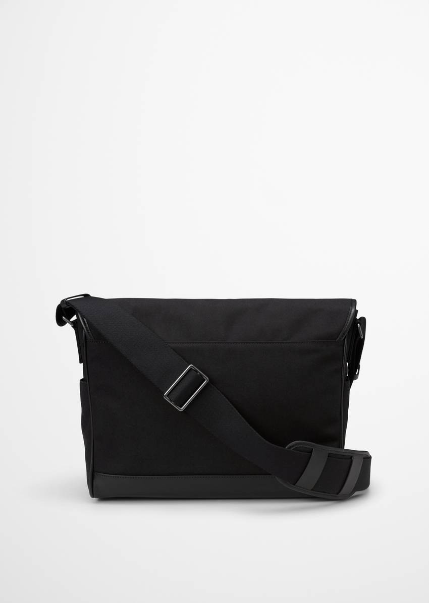 Business bag medium made from waxed organic canvas quality