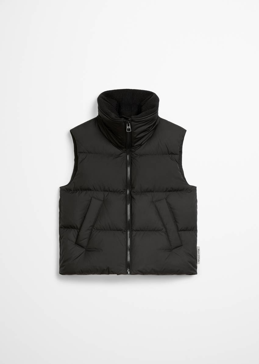 Down vest with certified down filling