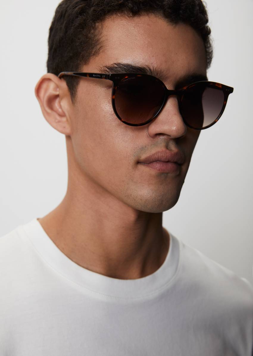 Unisex sunglasses with acetate frame