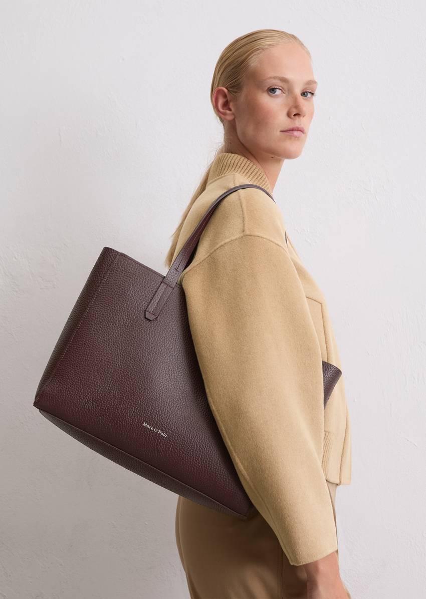 3-in-1 shopper medium made from grained cowhide