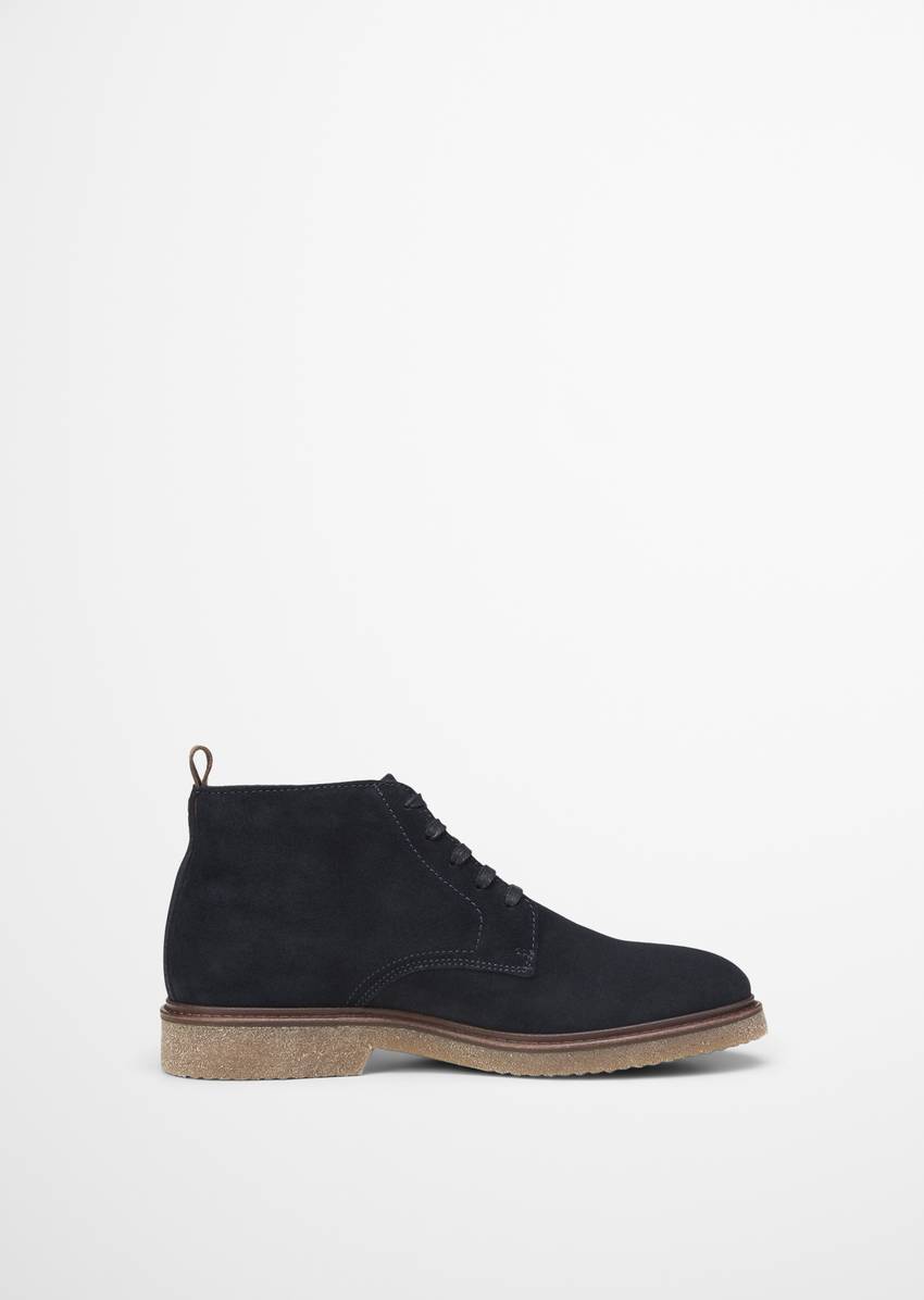 Desert Boot Model Linus made from soft suede cowhide