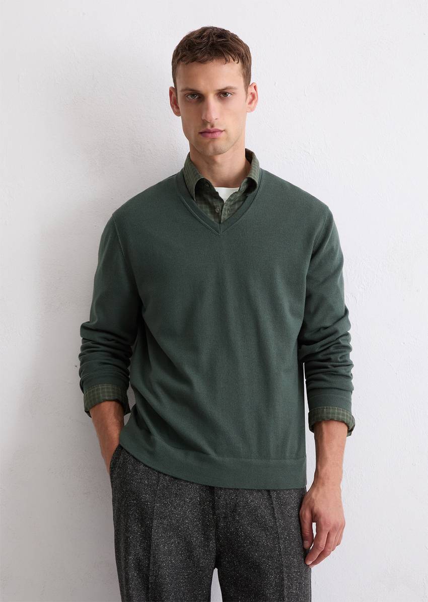 Sweater regular made from soft merino wool
