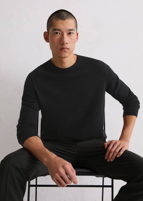 Sweater regular made from the finest cashmere