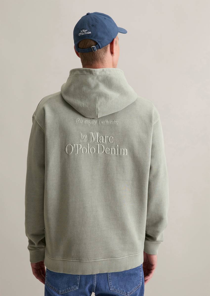 Relaxed logo hoodie made from recycled cotton