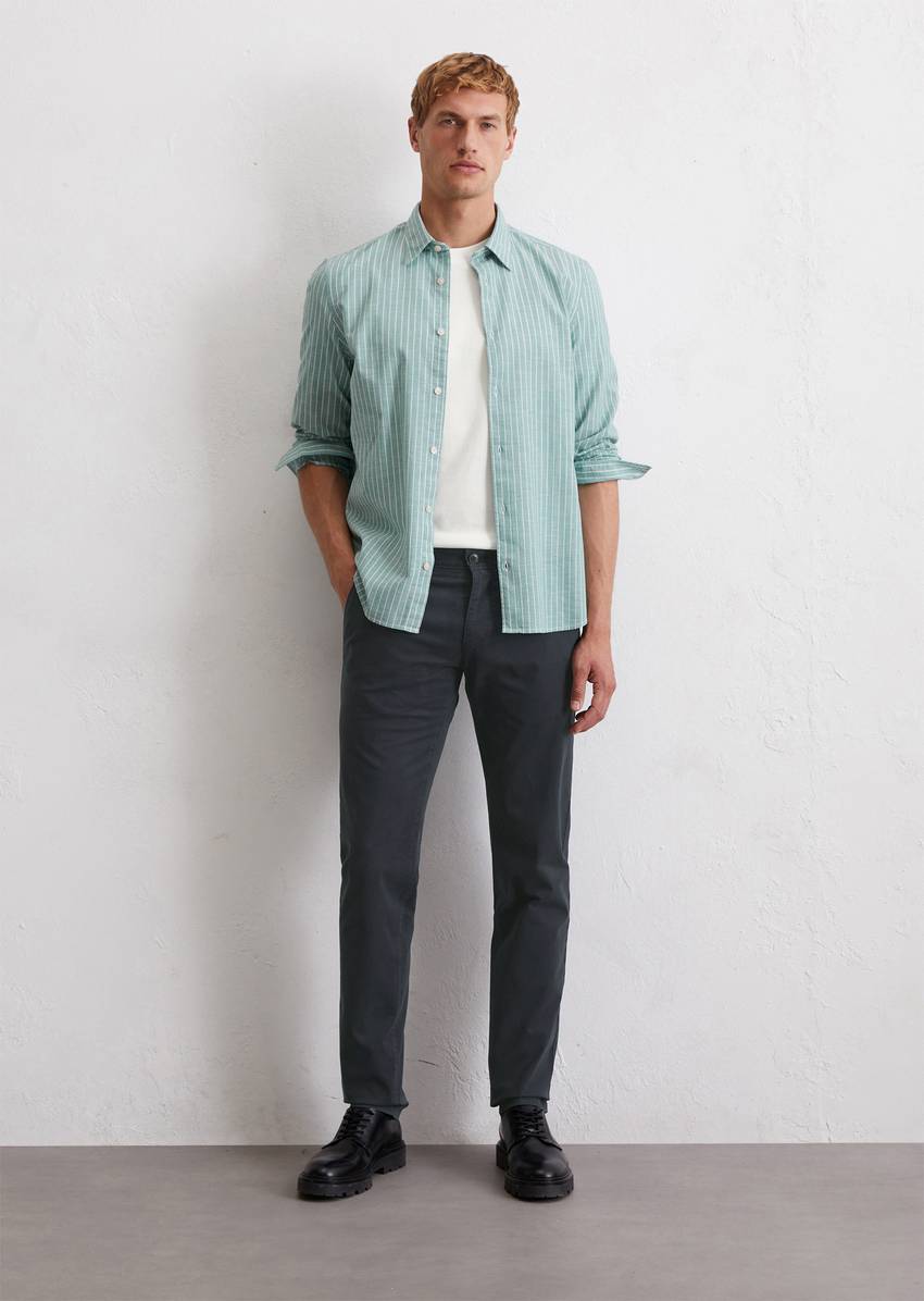 Chino model Stig shaped made from an organic cotton blend