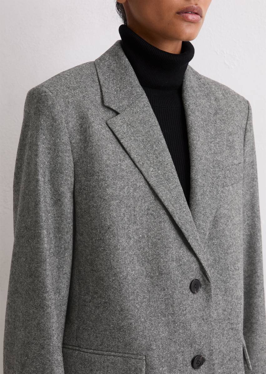 Relaxed tweed blazer made from a virgin wool mix