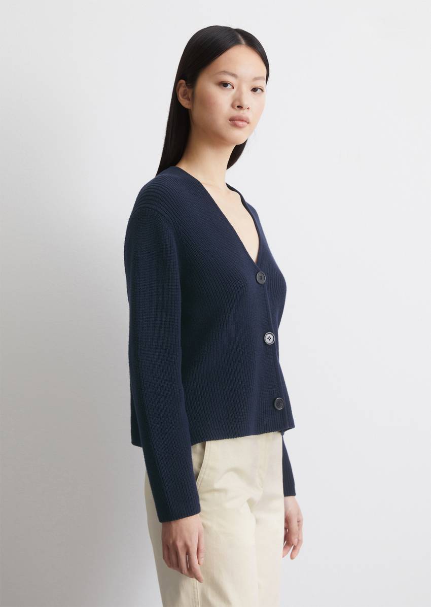 V-neck cardigan relaxed Made of heavy-weight organic cotton