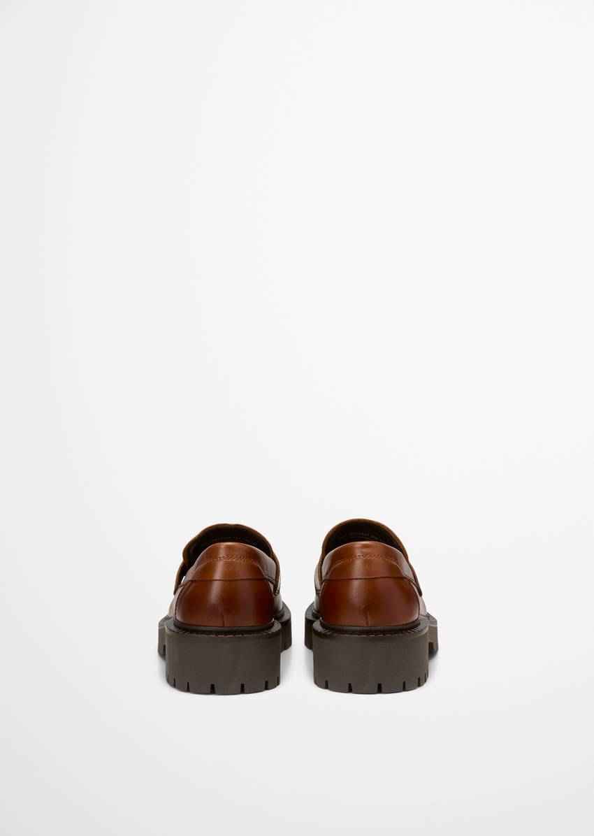 Loafer with robust tread outsole