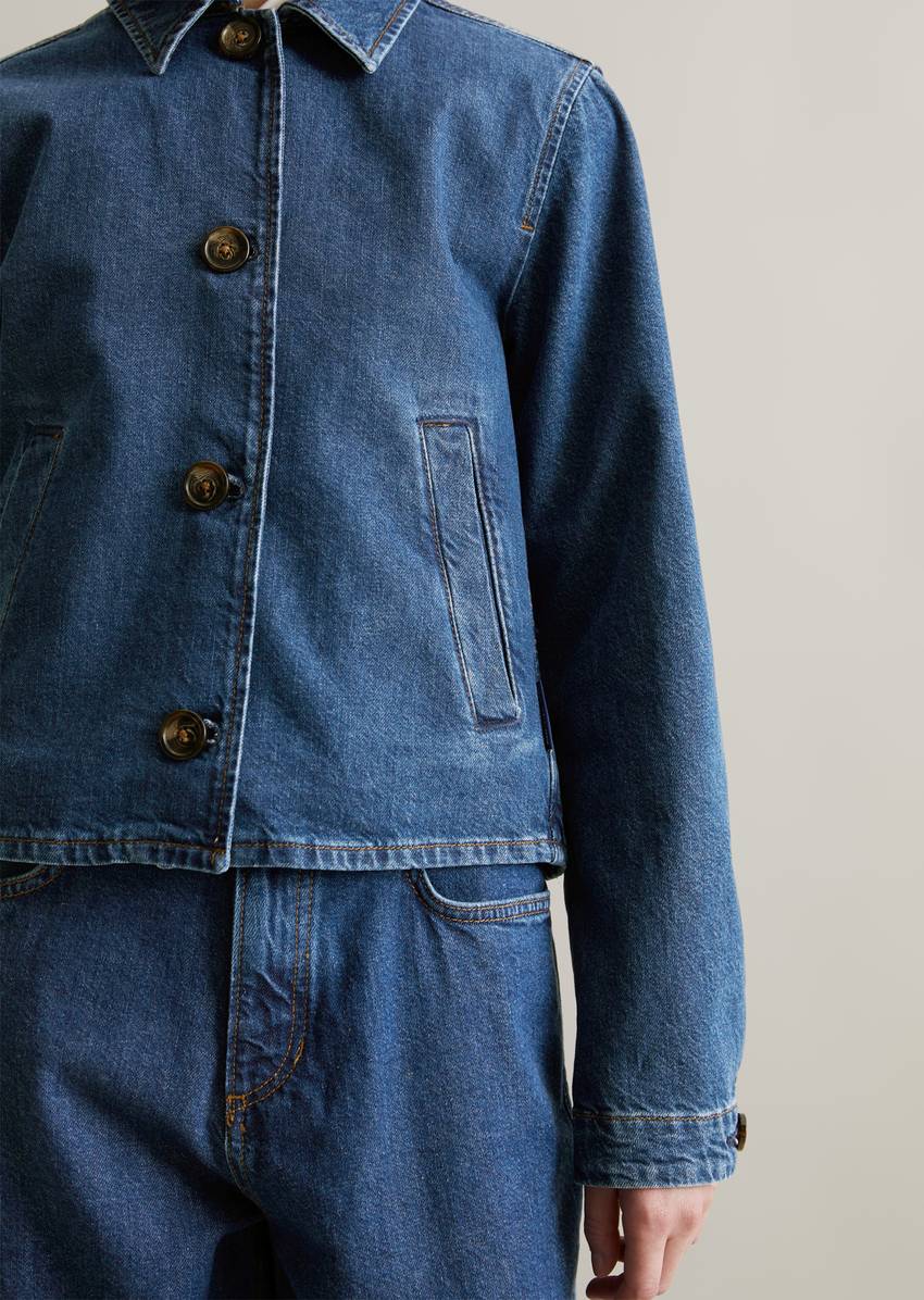 Cropped denim jacket made from pure organic cotton