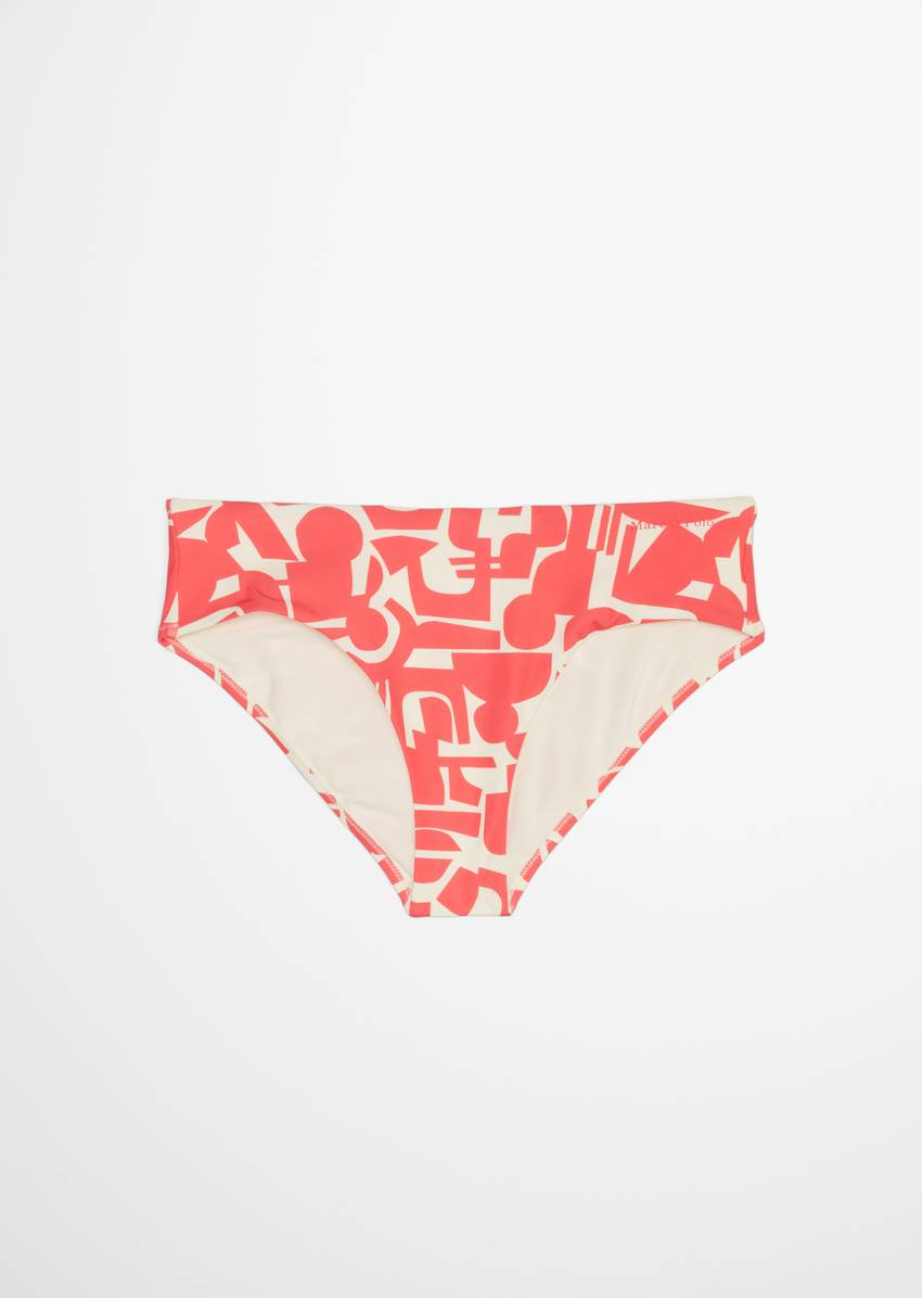 Bikini panty made from recycled material