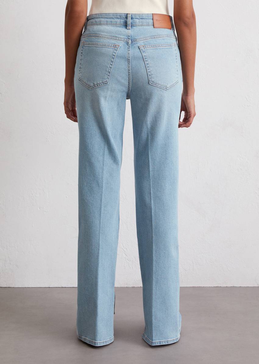 Jeans model Kiruna flared made from organic cotton blend stretch