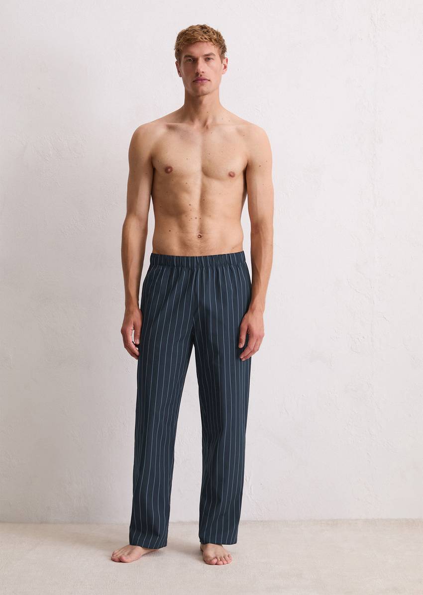 Lounge pants made from pure organic cotton