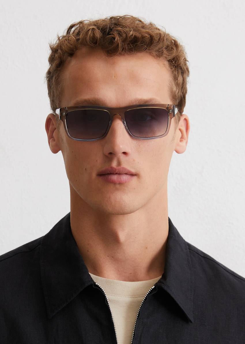 Men's sunglasses made from organic acetate