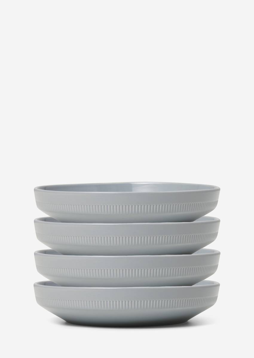 Deep plate Model Moments in set of 4