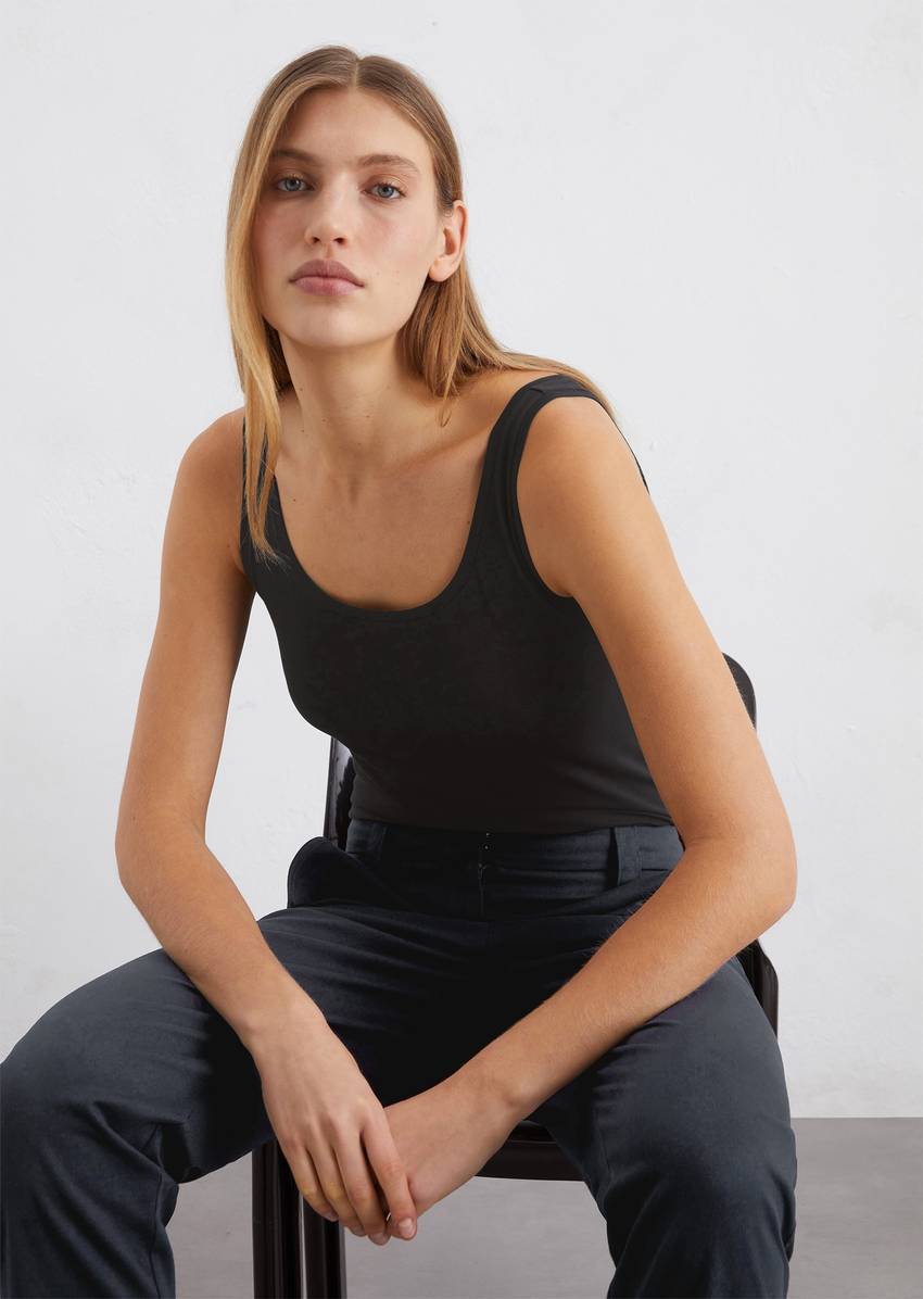Tank top slim made from stretch single jersey