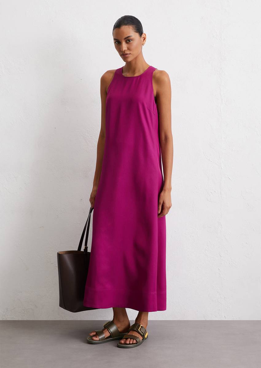 Dress relaxed Made from flowing Naia™ twill