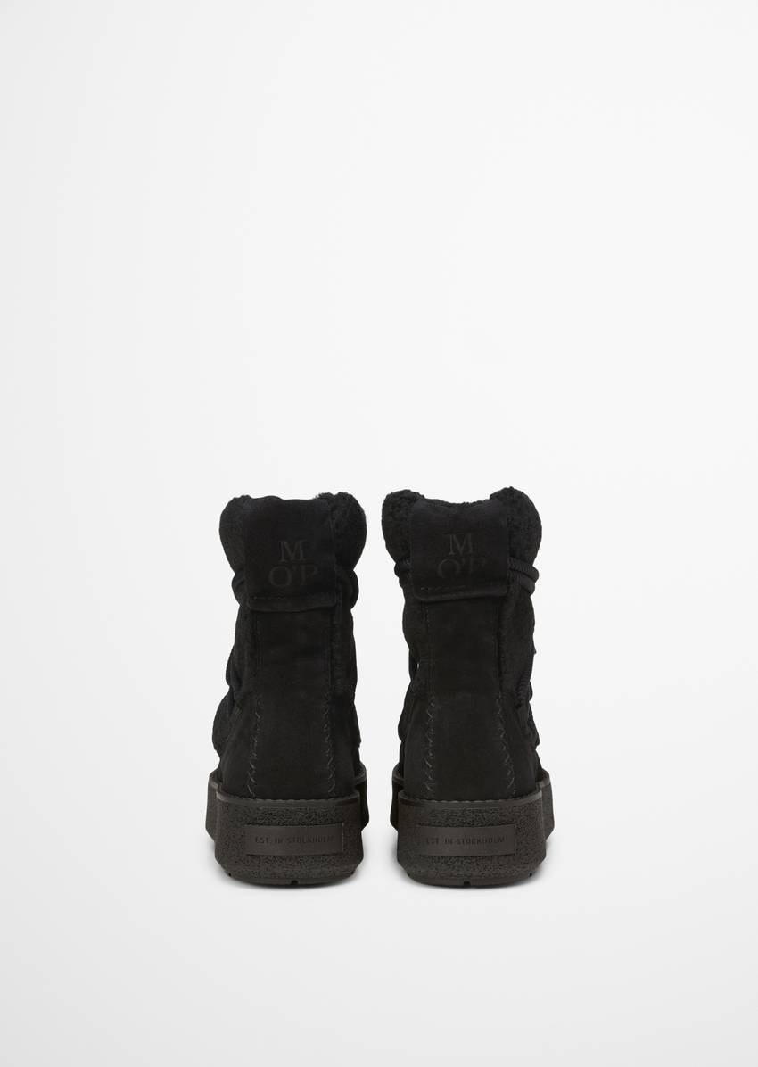 Winter boots model Pia with fluffy warm lining